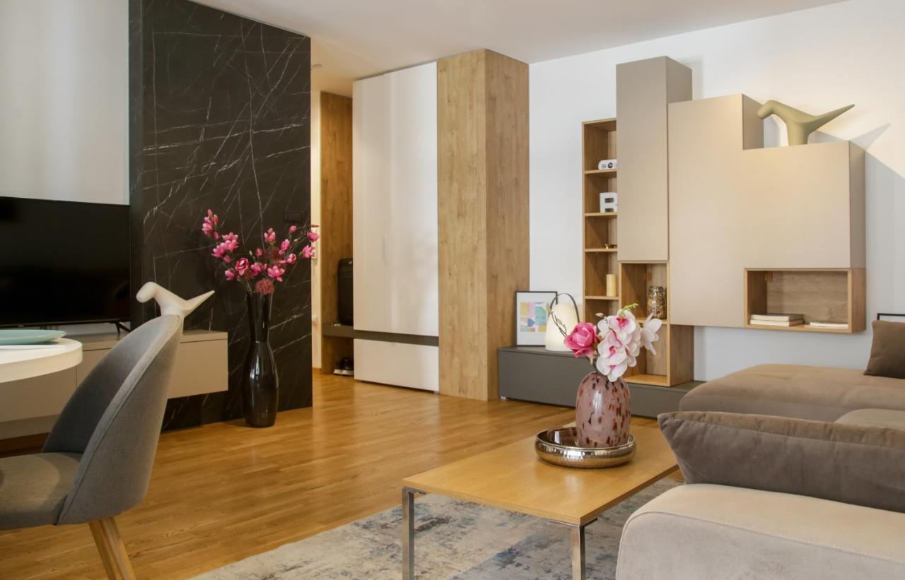 Supernova Deluxe Apartment Novi Sad